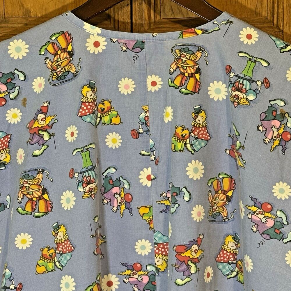 MHD Scrubs Clown Top Unisex XL Blue Cotton Poly 3 Pockets V-Neck Short Sleeves - Picture 12 of 13